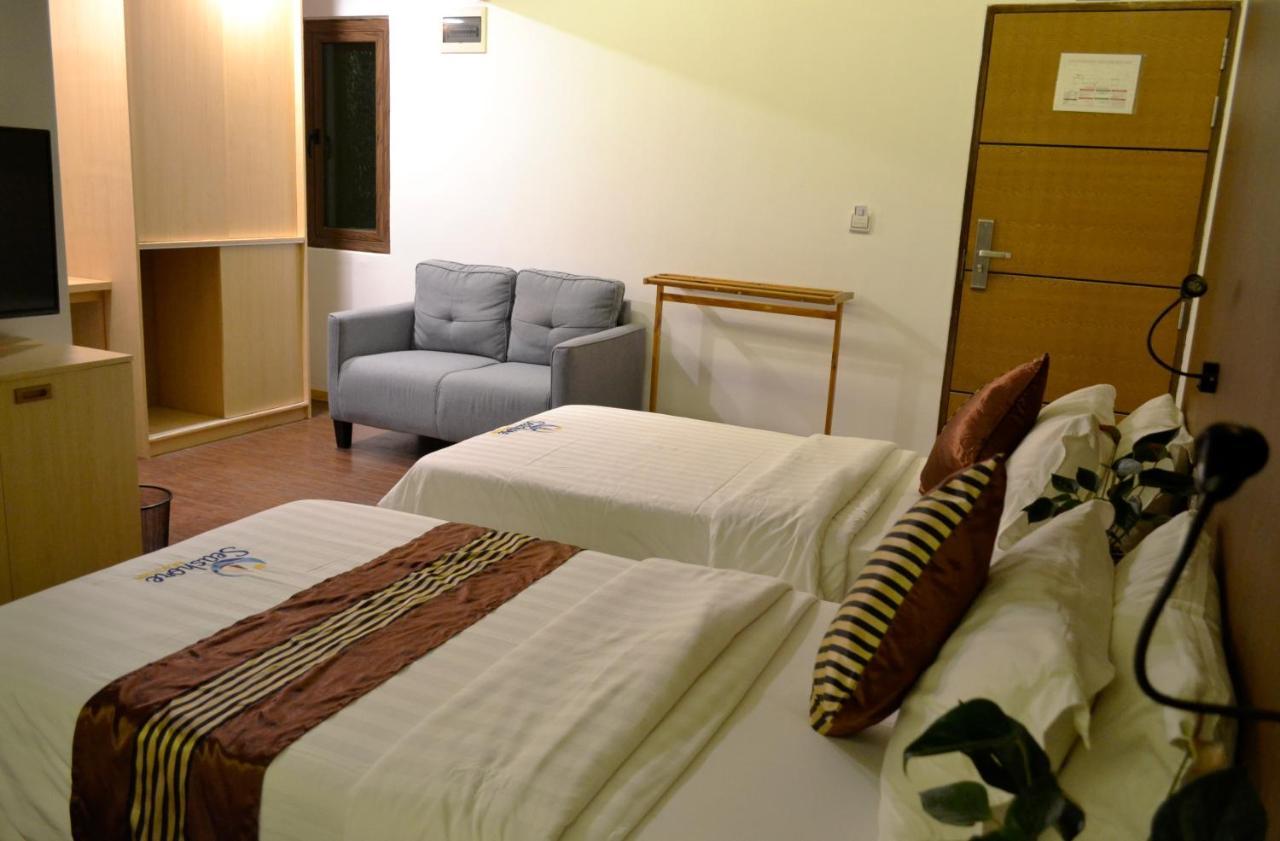 Seashore Beach Inn Маафуші Екстер'єр фото